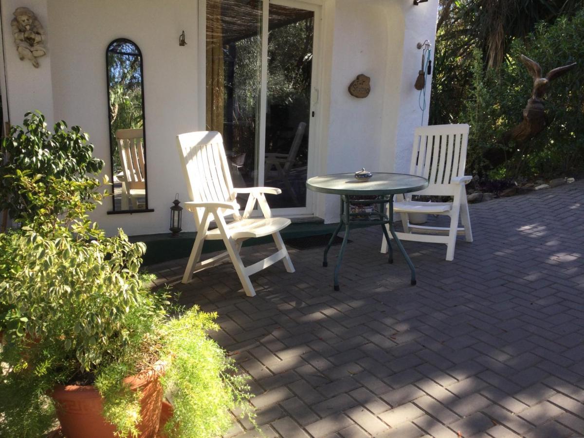 Finca El Rio, The Studio Self Catering With Pool And Hydrotherapy Jacuzzi Set In Beautiful Gardens, Guaro Eksteriør bilde